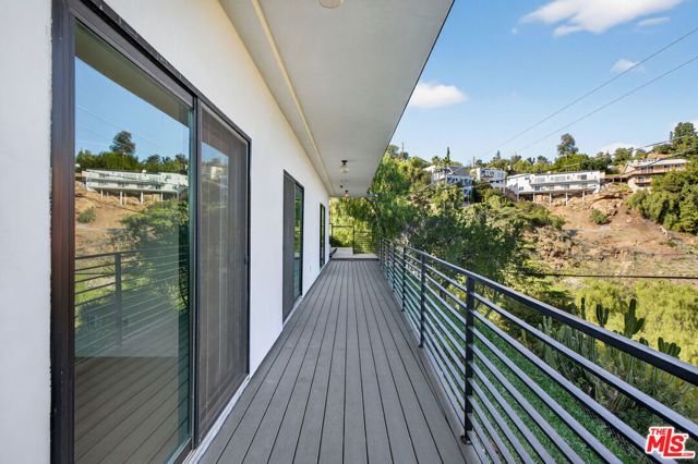 8366 Hillcroft Drive, West Hills (los Angeles), CA 91304