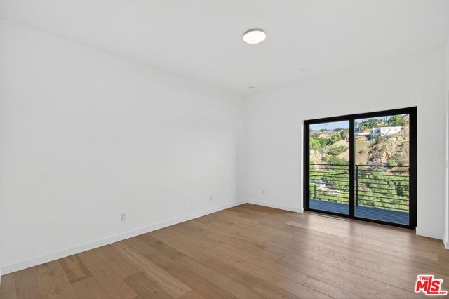 8366 Hillcroft Drive, West Hills (los Angeles), CA 91304