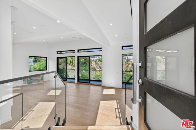 8366 Hillcroft Drive, West Hills (los Angeles), CA 91304