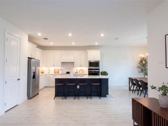 16419 PEBBLE RIDGE DRIVE, Bradenton, FL 34211