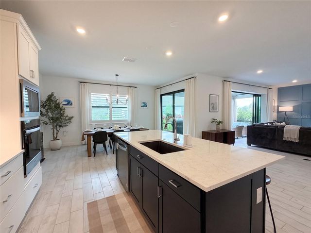16419 PEBBLE RIDGE DRIVE, Bradenton, FL 34211