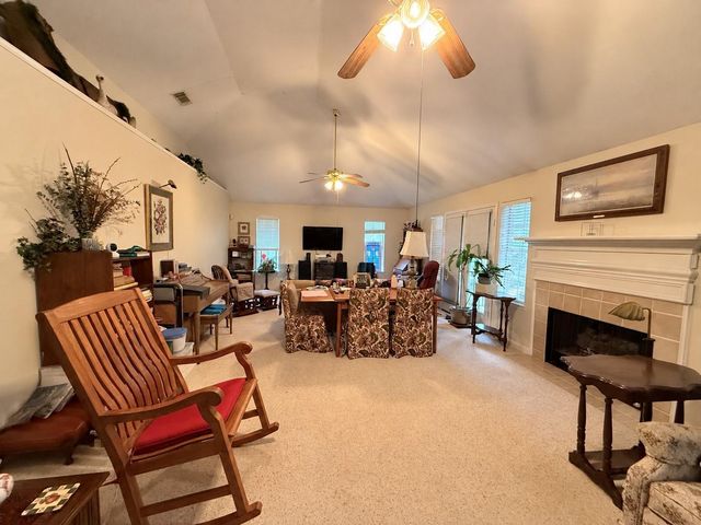 1600 Carriage Run W, Conroe, TX 77384