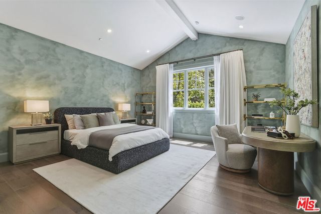4760 Amigo Avenue, Los Angeles, CA 91356
