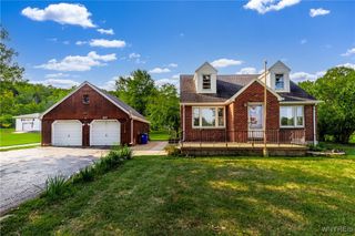 1574 Ridge Road, Lewiston, NY 14092