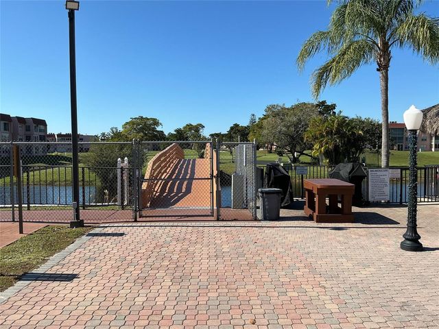 9481 Sunrise Lakes Boulevard 102, Sunrise, FL 33322