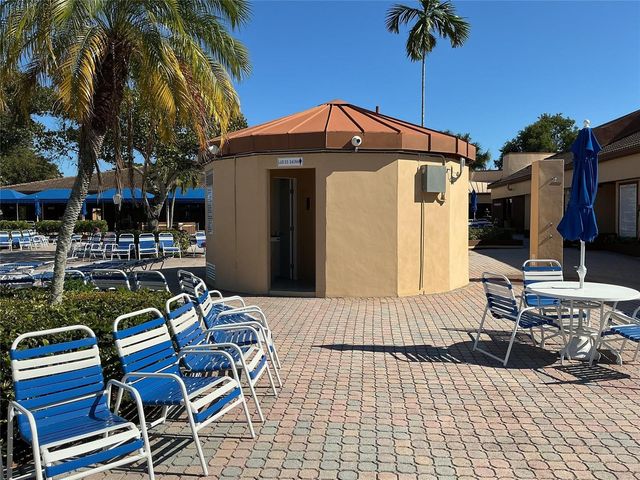 9481 Sunrise Lakes Boulevard 102, Sunrise, FL 33322