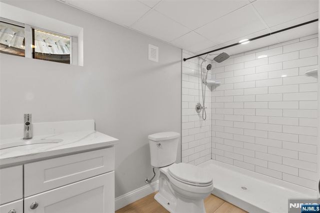 125 N 1st Street, Bergenfield, NJ 07621