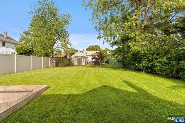 125 N 1st Street, Bergenfield, NJ 07621