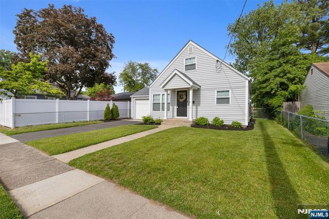 125 N 1st Street, Bergenfield, NJ 07621