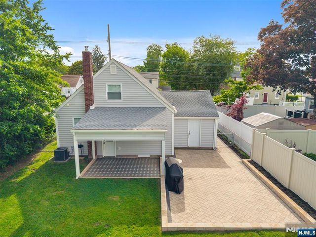 125 N 1st Street, Bergenfield, NJ 07621