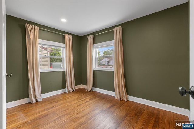 125 N 1st Street, Bergenfield, NJ 07621