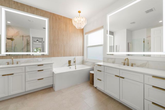 138 NW Magnolia Lakes Boulevard, Port St Lucie, FL 34986