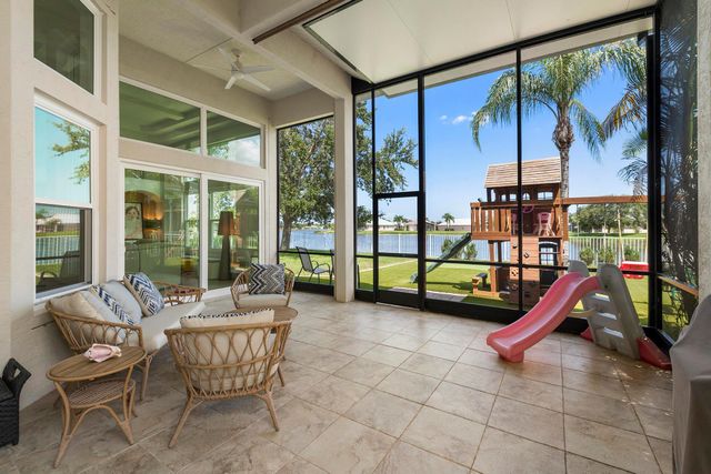 138 NW Magnolia Lakes Boulevard, Port St Lucie, FL 34986