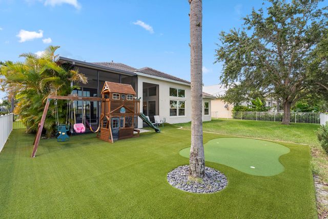 138 NW Magnolia Lakes Boulevard, Port St Lucie, FL 34986