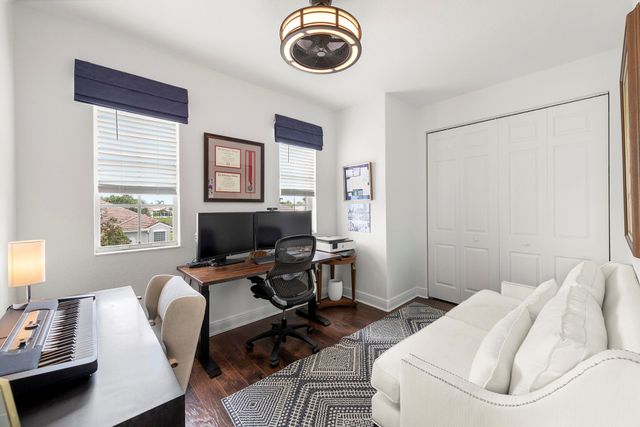 138 NW Magnolia Lakes Boulevard, Port St Lucie, FL 34986