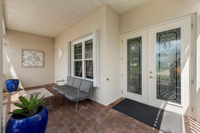 138 NW Magnolia Lakes Boulevard, Port St Lucie, FL 34986