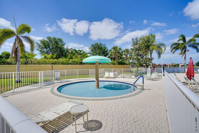 138 NW Magnolia Lakes Boulevard, Port St Lucie, FL 34986