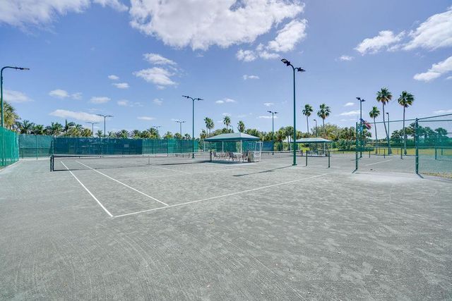 138 NW Magnolia Lakes Boulevard, Port St Lucie, FL 34986