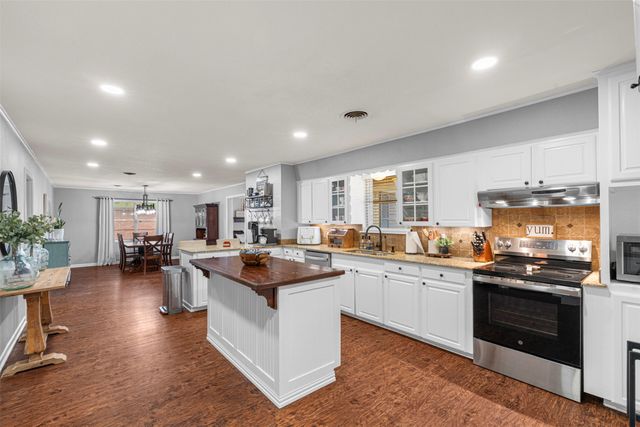 2025 W Belclaire Circle, Corsicana, TX 75110