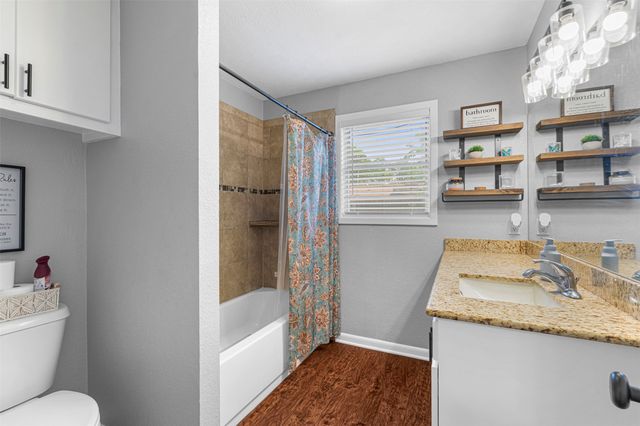 2025 W Belclaire Circle, Corsicana, TX 75110