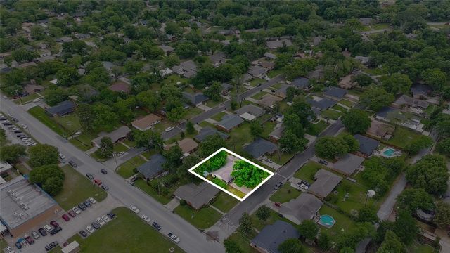 2025 W Belclaire Circle, Corsicana, TX 75110