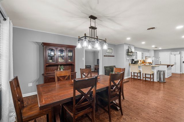 2025 W Belclaire Circle, Corsicana, TX 75110