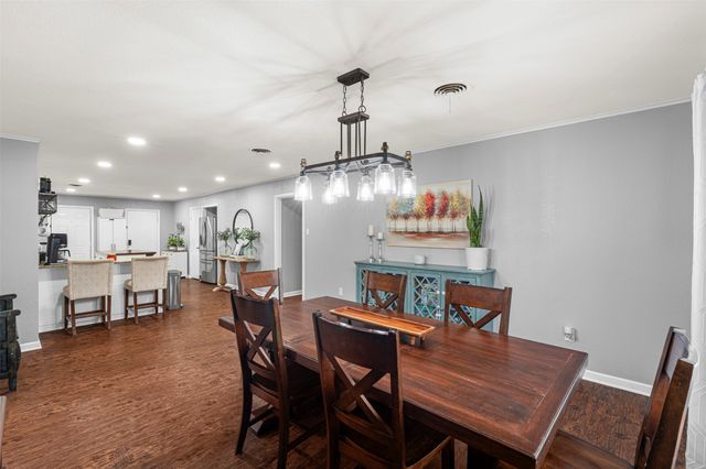 2025 W Belclaire Circle, Corsicana, TX 75110