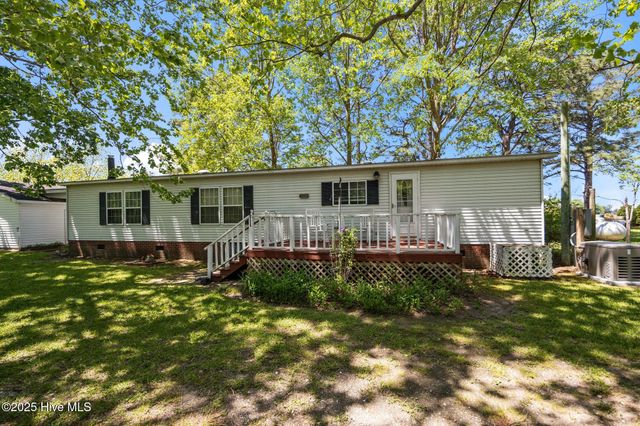 1032 Ball Road, Washington, NC 27889
