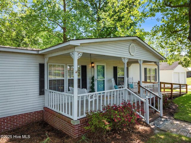 1032 Ball Road, Washington, NC 27889