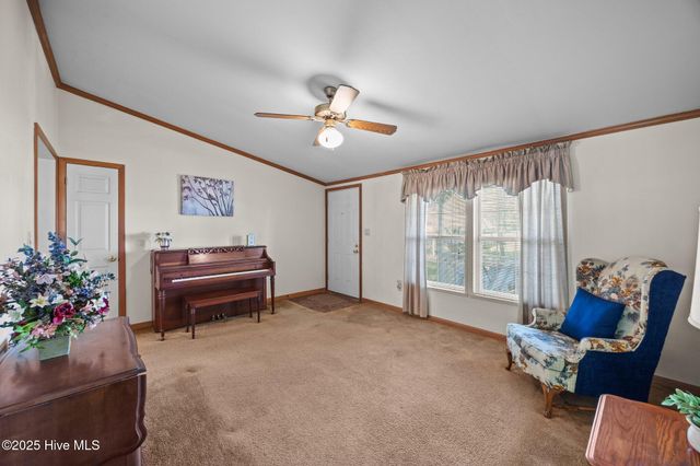 1032 Ball Road, Washington, NC 27889