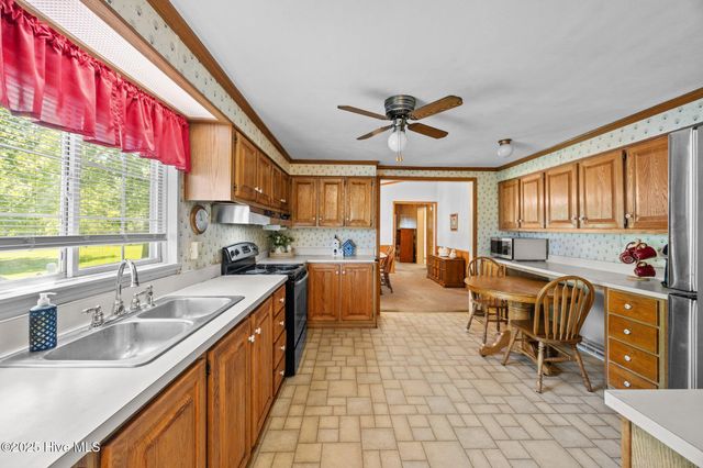 1032 Ball Road, Washington, NC 27889