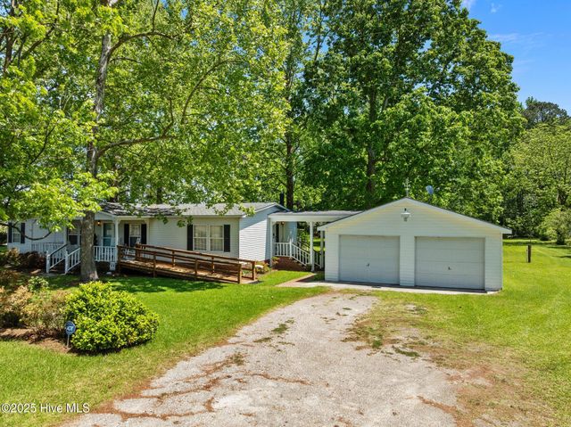 1032 Ball Road, Washington, NC 27889