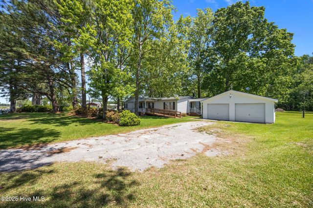 1032 Ball Road, Washington, NC 27889