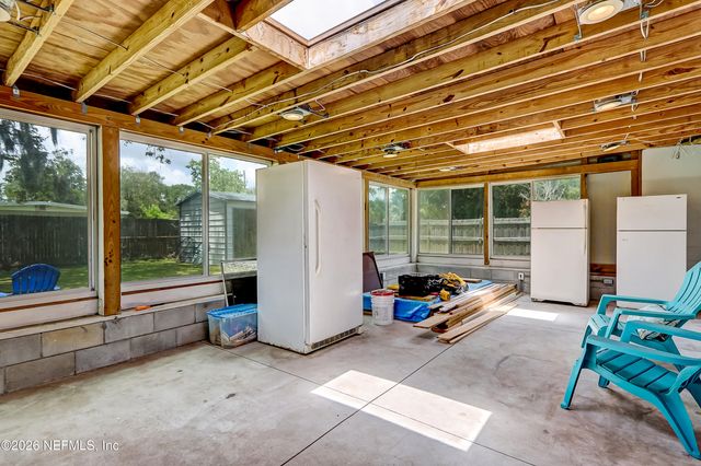 2002 RYAR Road, Jacksonville, FL 32216