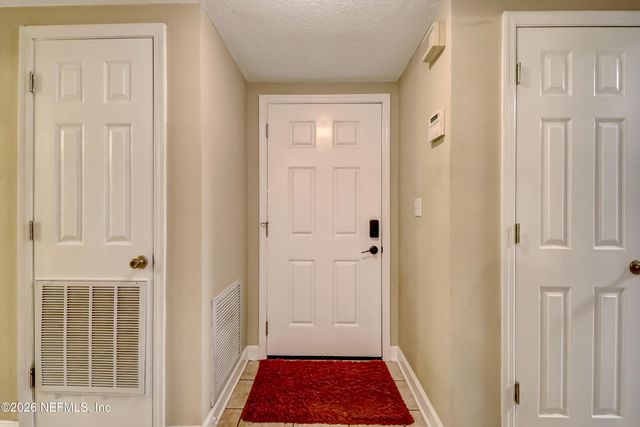 2002 RYAR Road, Jacksonville, FL 32216
