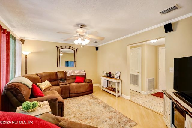 2002 RYAR Road, Jacksonville, FL 32216