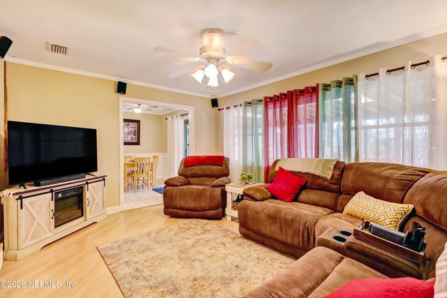 2002 RYAR Road, Jacksonville, FL 32216