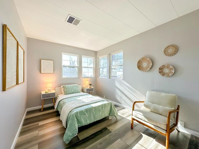 19 Tarn Cir, Oroville, CA 95966