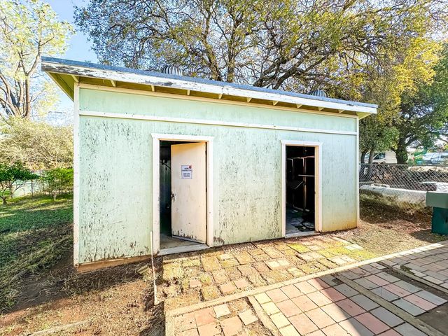 19 Tarn Cir, Oroville, CA 95966