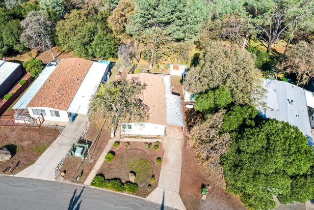 19 Tarn Cir, Oroville, CA 95966