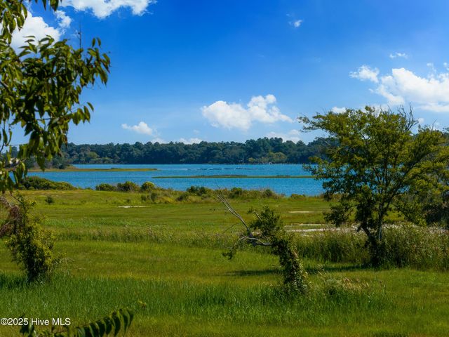 141 Bethea Street, Holly Ridge, NC 28445