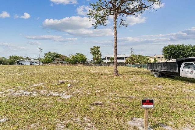 444 W Boynton Beach Boulevard, Boynton Beach, FL 33435