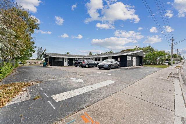 444 W Boynton Beach Boulevard, Boynton Beach, FL 33435