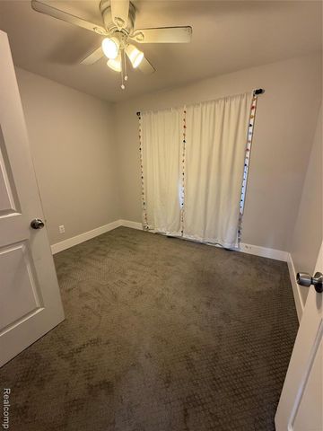 16555 Lawton Street, Detroit, MI 48221