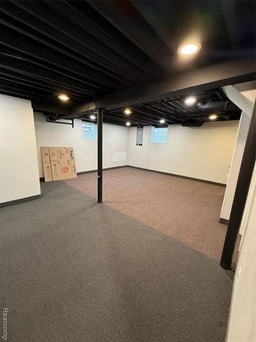 16555 Lawton Street, Detroit, MI 48221