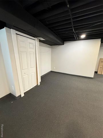 16555 Lawton Street, Detroit, MI 48221