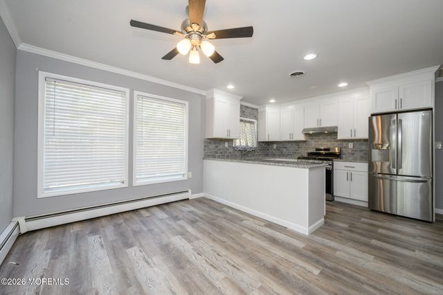 50 Rodhos Street, Toms River, NJ 08757
