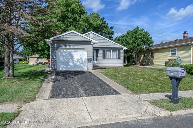 50 Rodhos Street, Toms River, NJ 08757