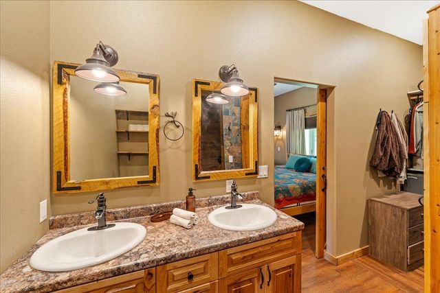 710 BIRCH KNOLL ROAD, Fairbanks, AK 99712