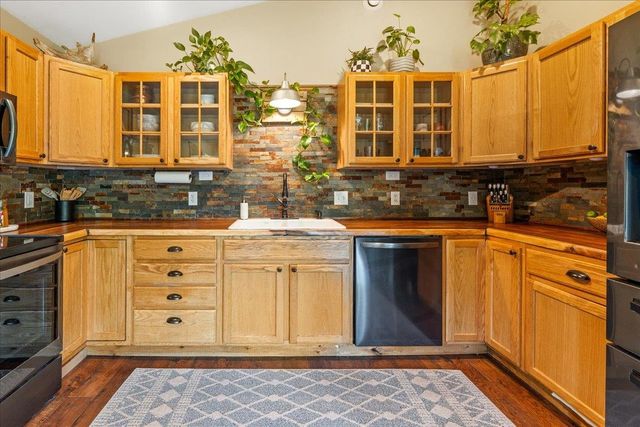 710 BIRCH KNOLL ROAD, Fairbanks, AK 99712